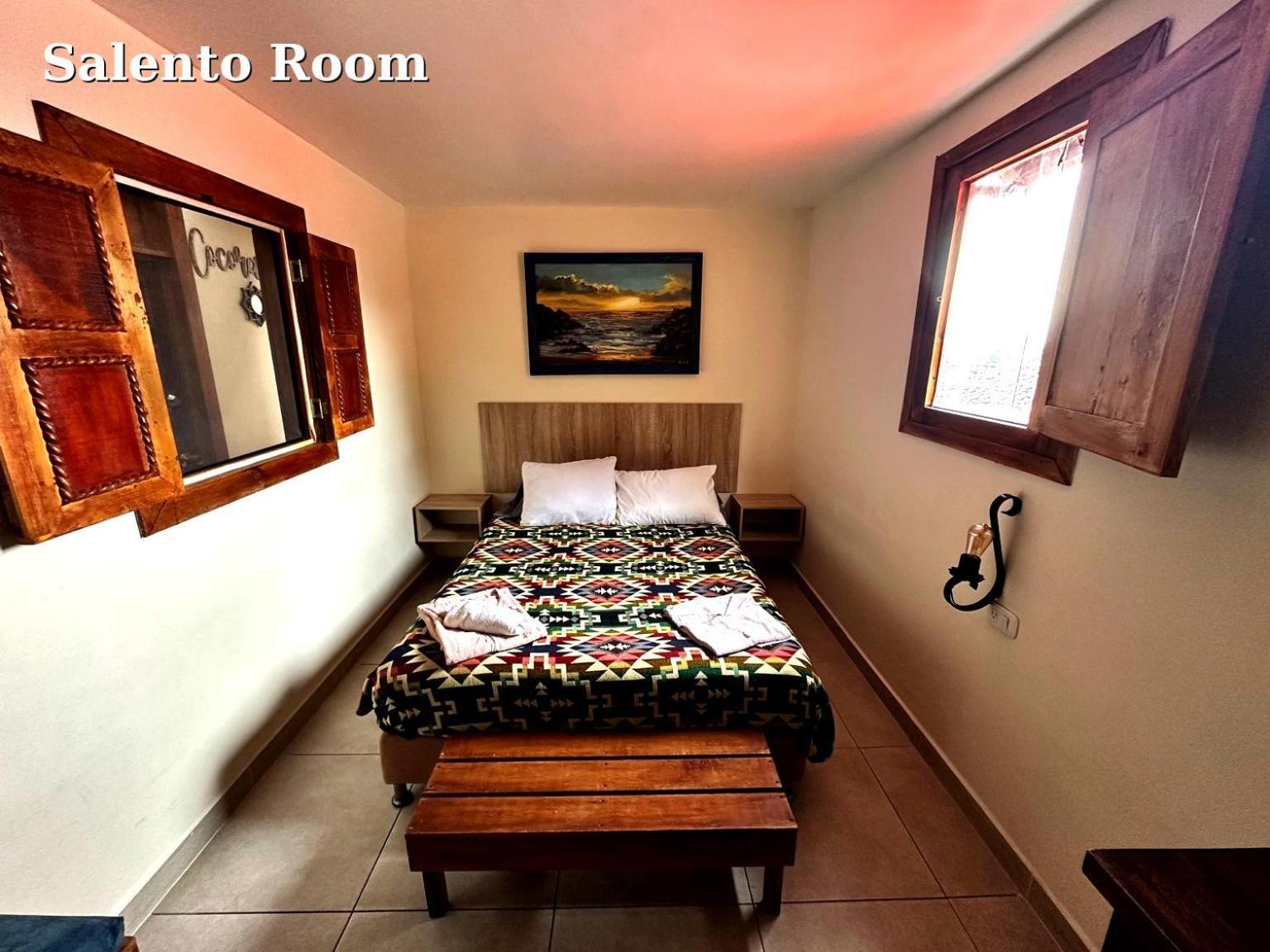 Hostal El Quinde Саленто Экстерьер фото