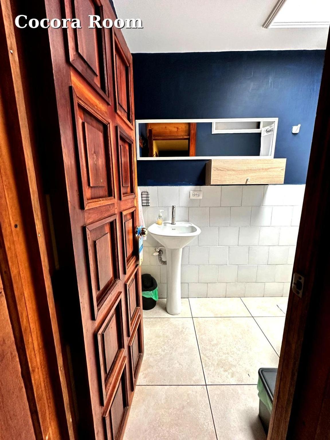 Hostal El Quinde Саленто Экстерьер фото